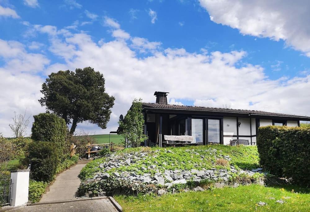 Ferienhaus Lena Im Sauerland Direkt Am Hennesee Meschede Buitenkant foto